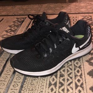 Nike Women’s Size 9 Zoom Pegasus